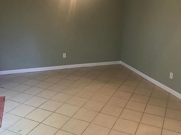 4th image of 433 Northdale Ct