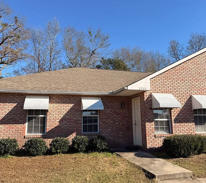 1971 Bluff Ct
