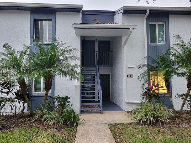 1st image of 203 Cypress Ln #203
