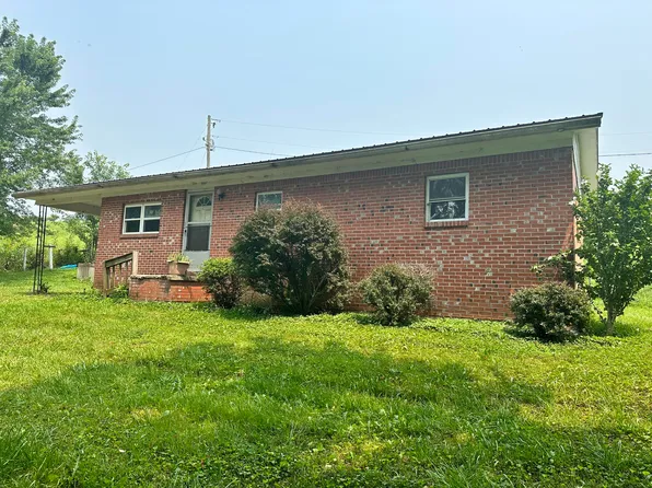 735 Carpenters Creek Rd, Hustonville, KY 40437