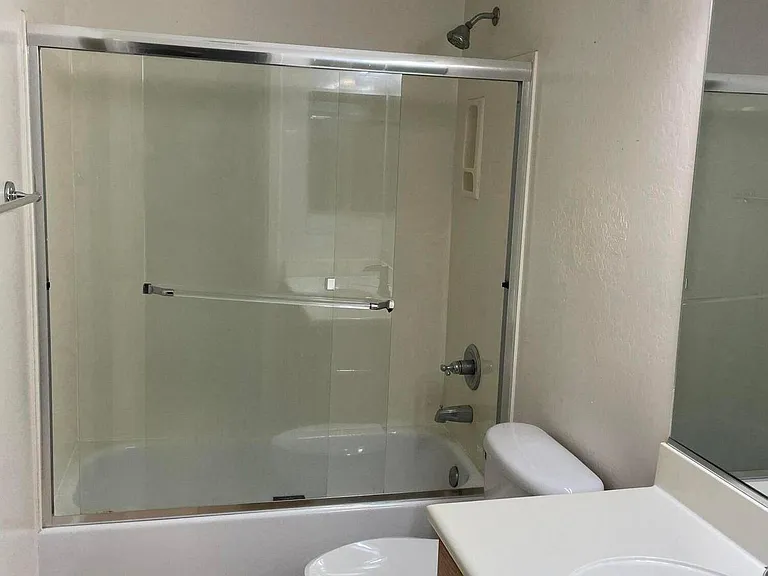 305 S Wilson St #110 — Photo 15