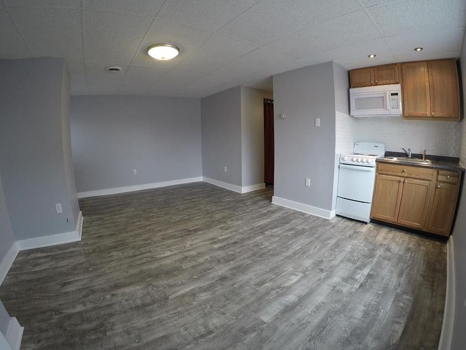 1st image of 100 Parkway Blvd APT 34