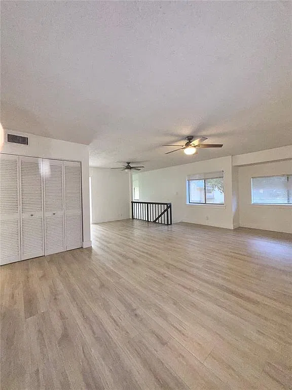 3 bed, 2.0 bath, 1100 sqft, $2,500 — Photo 2