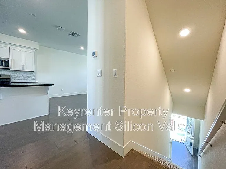 37549 Willow St — Photo 4