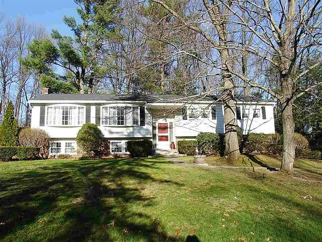 1st image of 43 Sweet Brier Dr
