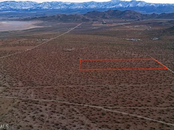 701 Venada Rd, Lucerne Valley, CA 92356