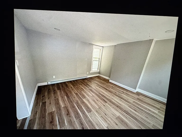 118 S 3rd St — Photo 3