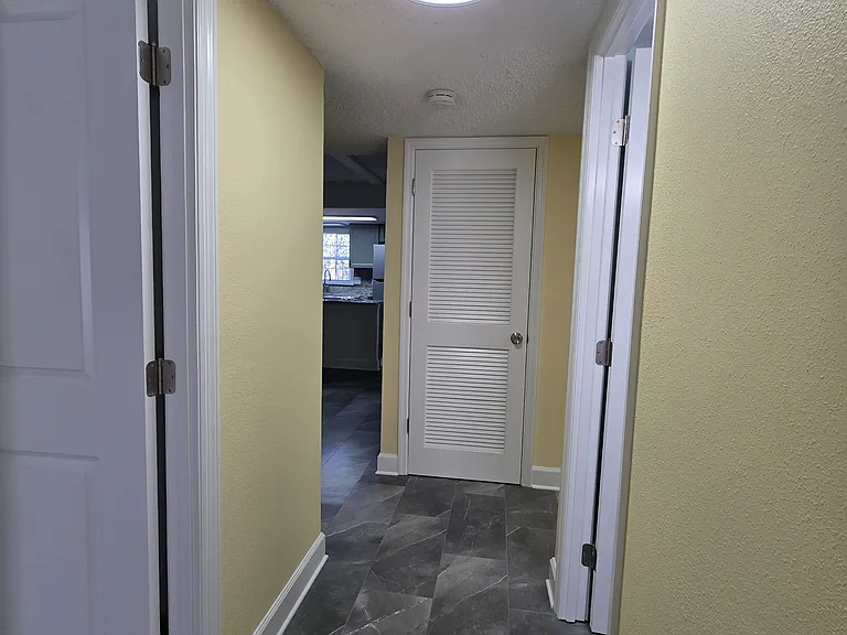 1121 84th Ave N #A — Photo 10