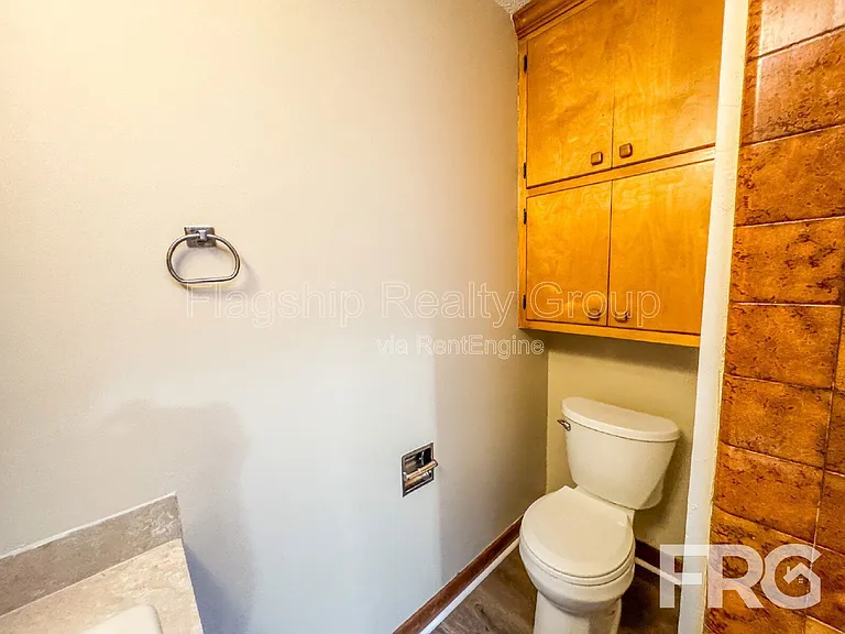 1228 Forest Acres Dr — Photo 30