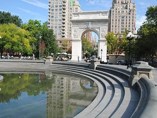 Rented by Buchbinder & Warren | media 1