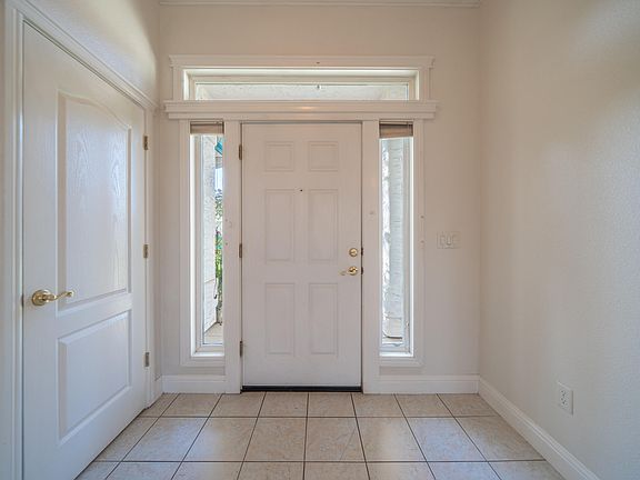 5th image of 6677 Horsemans Way