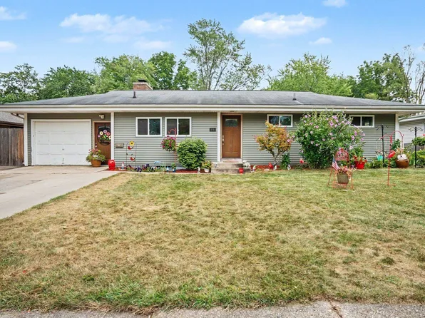 1044 Washburn Pl E, Saginaw, MI 48602