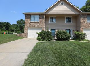 326 NW Gibson Rd, Lees Summit, MO 64063
