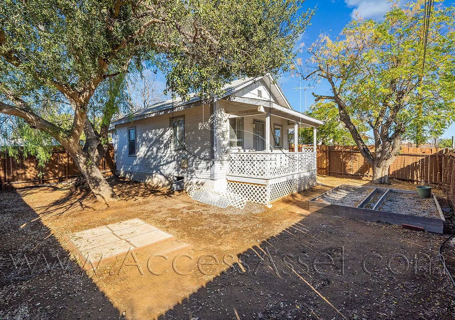 Charming 2-Bedroom Menifee Home with Private Fenced Yard — Photo 1