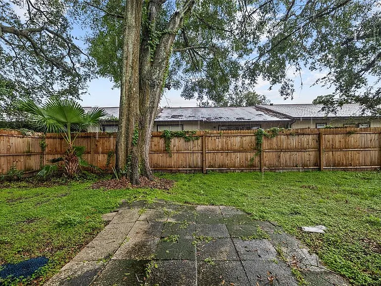 8529 Renald Blvd — Photo 23