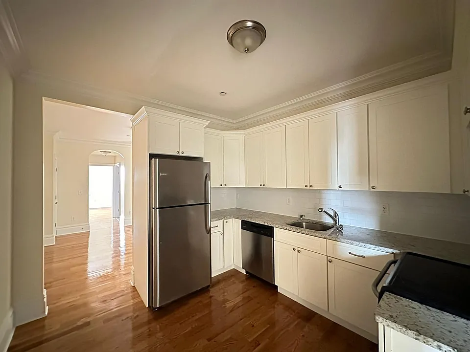 9201 John F Kennedy Blvd #22E
