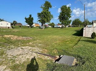 2474 Beech St, Hurricane, WV 25526