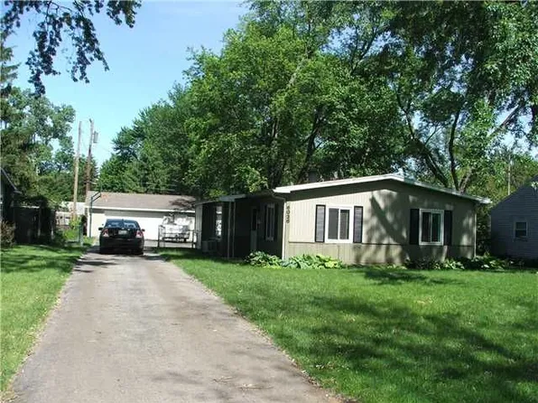 6038 Harvest Ln, Toledo, OH 43623