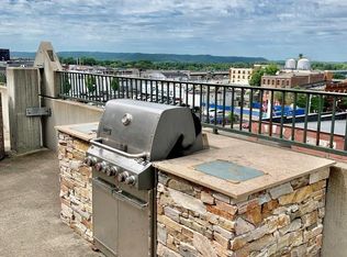 415 King St APT 604, La Crosse, WI 54601