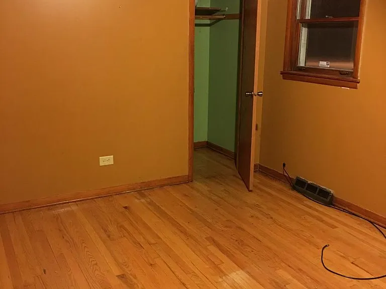 14505 Kenwood Ave — Photo 5