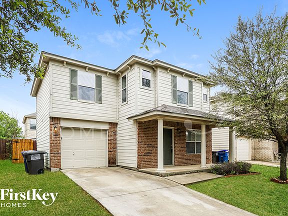 2nd image of 118 Cindy Lou Dr