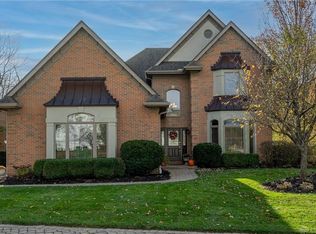 5815 Stone Lake Dr, Centerville, OH 45429