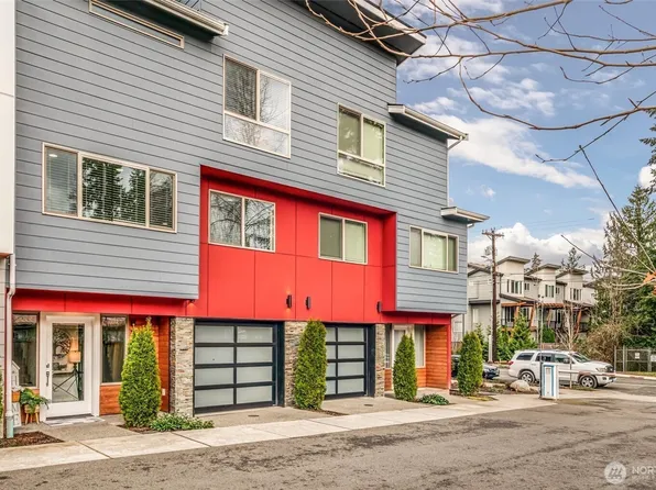 19305 7th Ave W B5, Lynnwood, WA 98036
