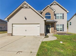 18 Springwood Dr, Phenix City, AL 36870