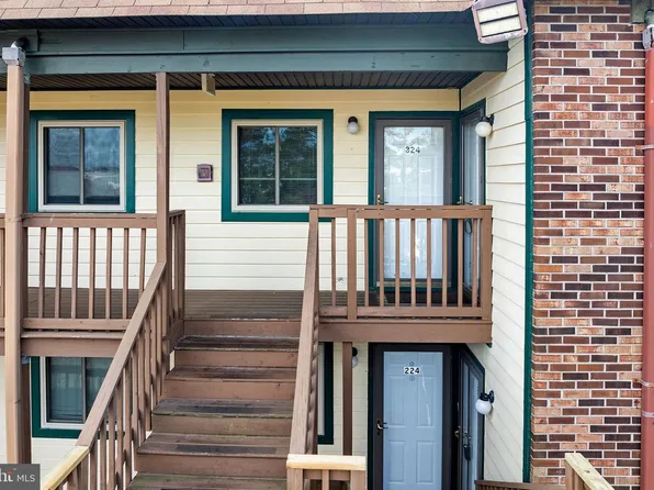 411 146th St #324, Ocean City, MD 21842