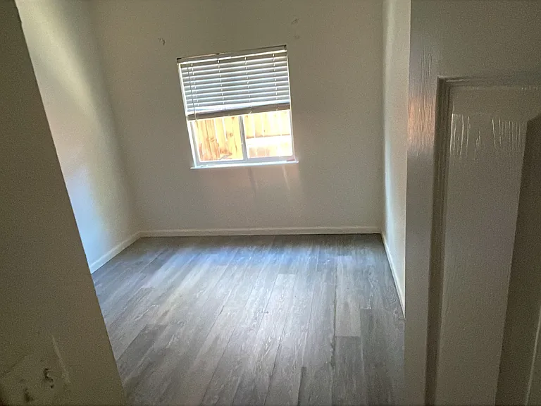 5421 Indian Ridge Ln — Photo 3