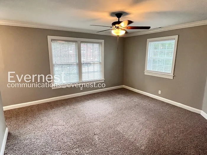 109 Mayfair Rd — Photo 11