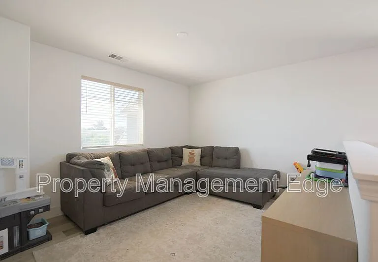 30463 Ridgely Way — Photo 15