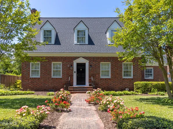 208 S Moseley Street, Edenton, NC 27932
