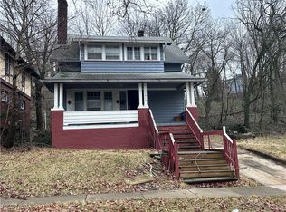 17014 Endora Rd, Cleveland, OH 44112