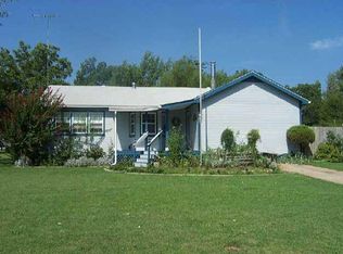 901 Ayars Ave, Prague, OK 74864