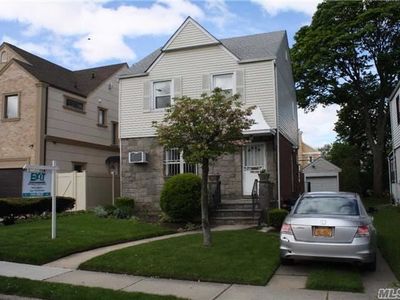 7626 174th St, Flushing, NY, 11366