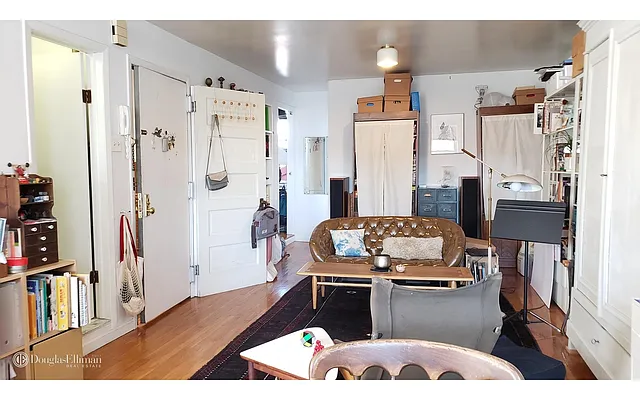 Rented by Douglas Elliman | media 6