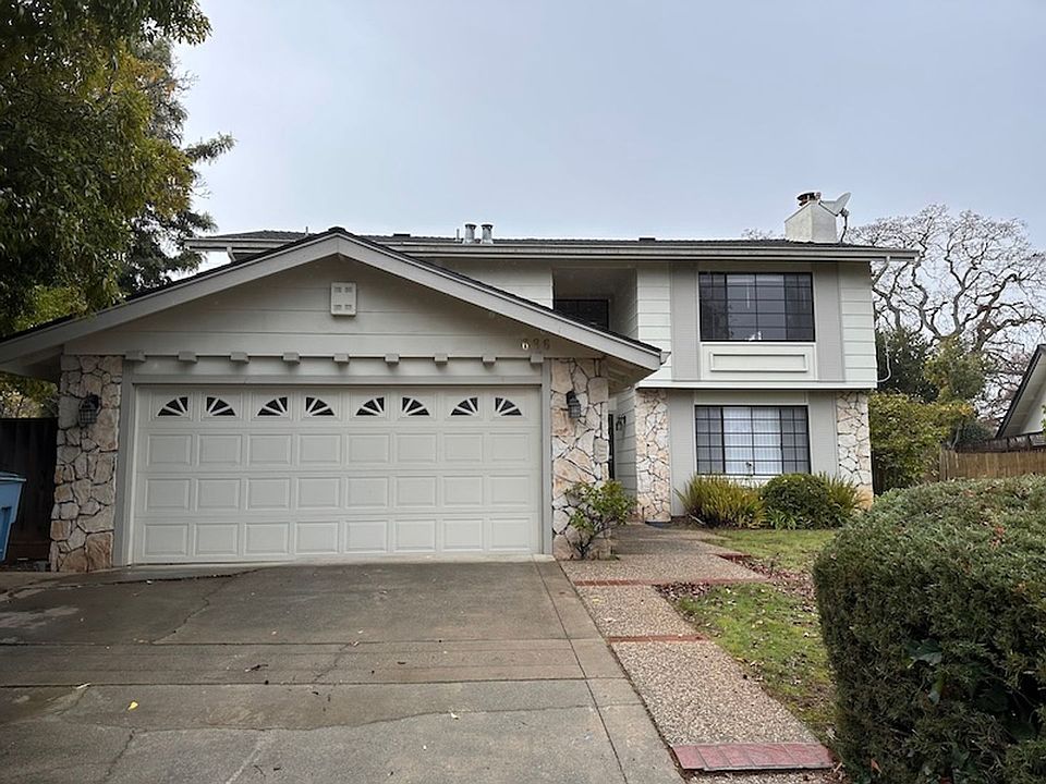 1st image of 686 Georgia Ave