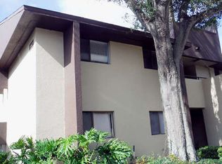 860 S Village Dr N APT 101, Saint Petersburg, FL 33716