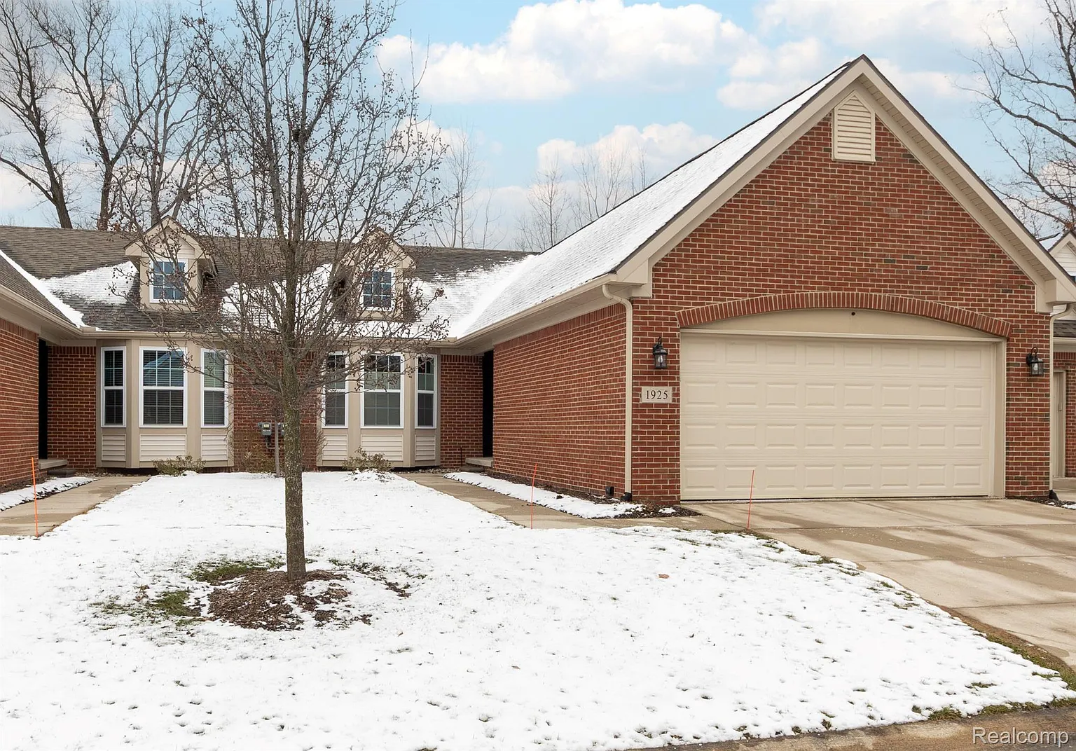 1925 Egret Pointe photo 1