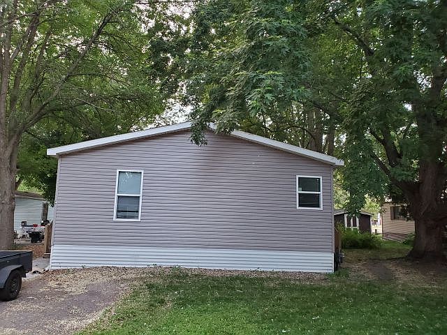 1st image of 26 113th Ln NE #573