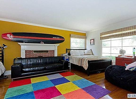 4th image of 2428 N Park Blvd