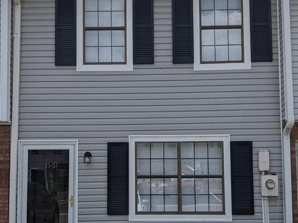 1561 Applegate Ln, Alabaster, AL 35007