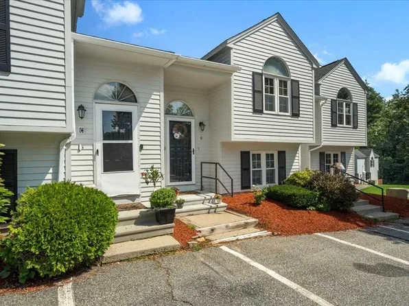 112 Riverview Pl APT D, Southbridge, MA 01550