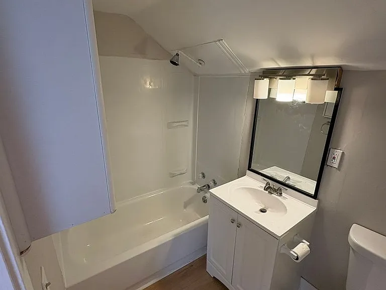 145 Hamilton Ave — Photo 5