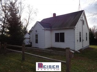 W2333 Prospect St, Poy Sippi, WI 54967