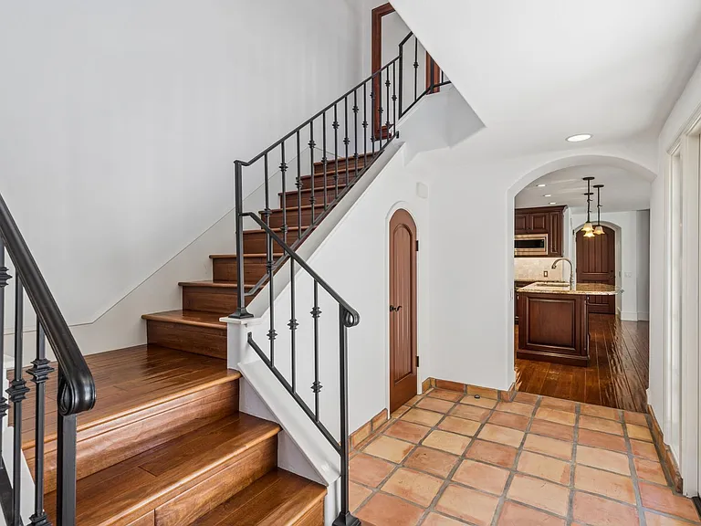 3214 Clay St — Photo 16