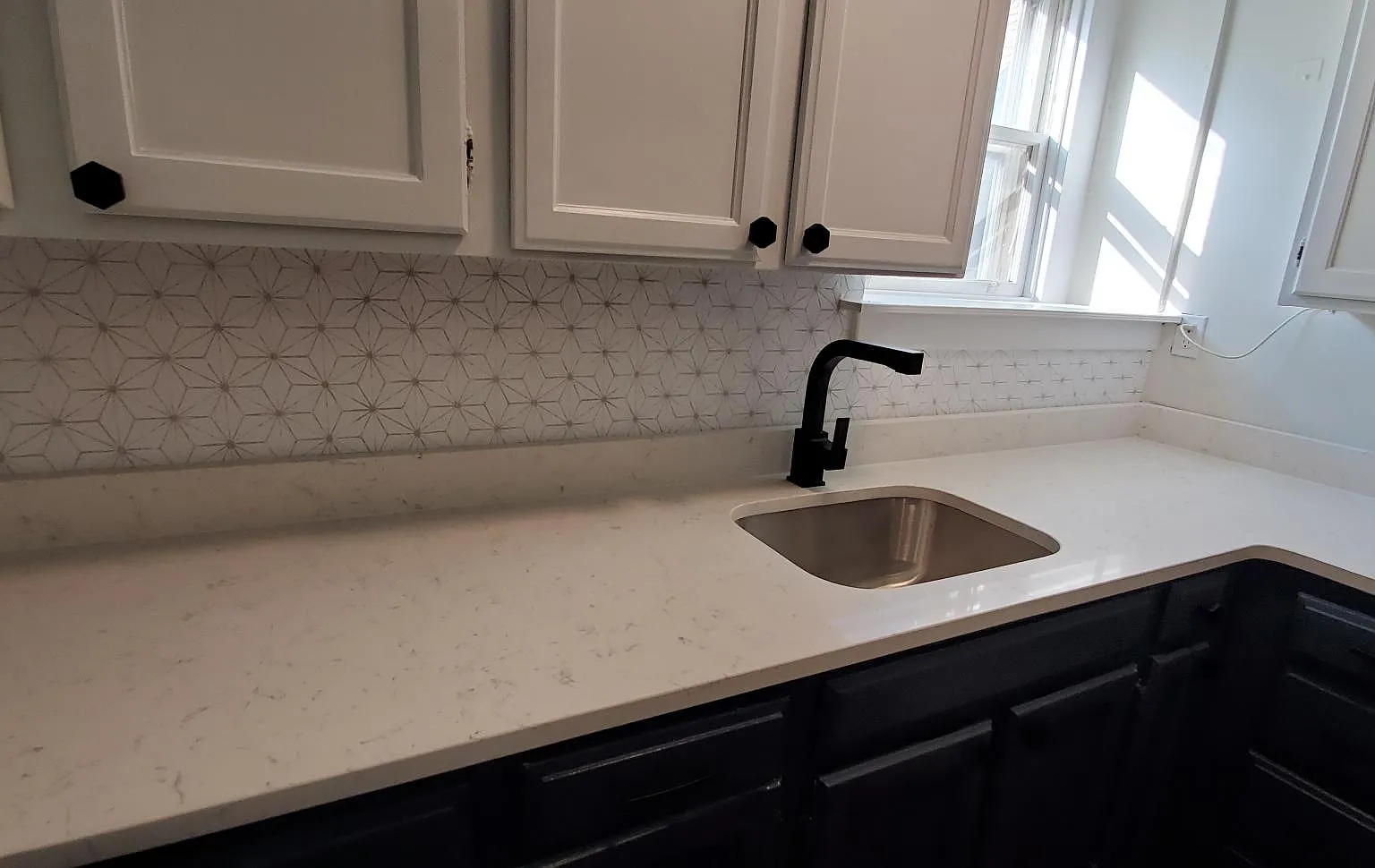 4937 Hazel Ave — Photo 1
