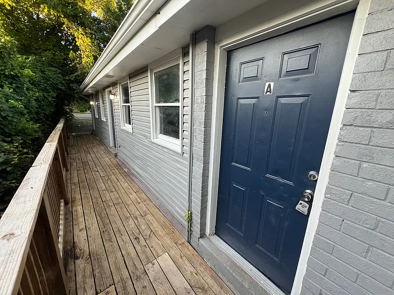 1507 Boscobel St #A — Photo 9