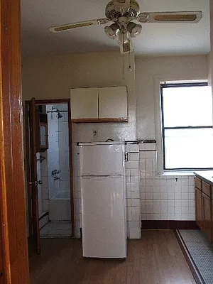 Rented by FlatFinders Realty | media 27